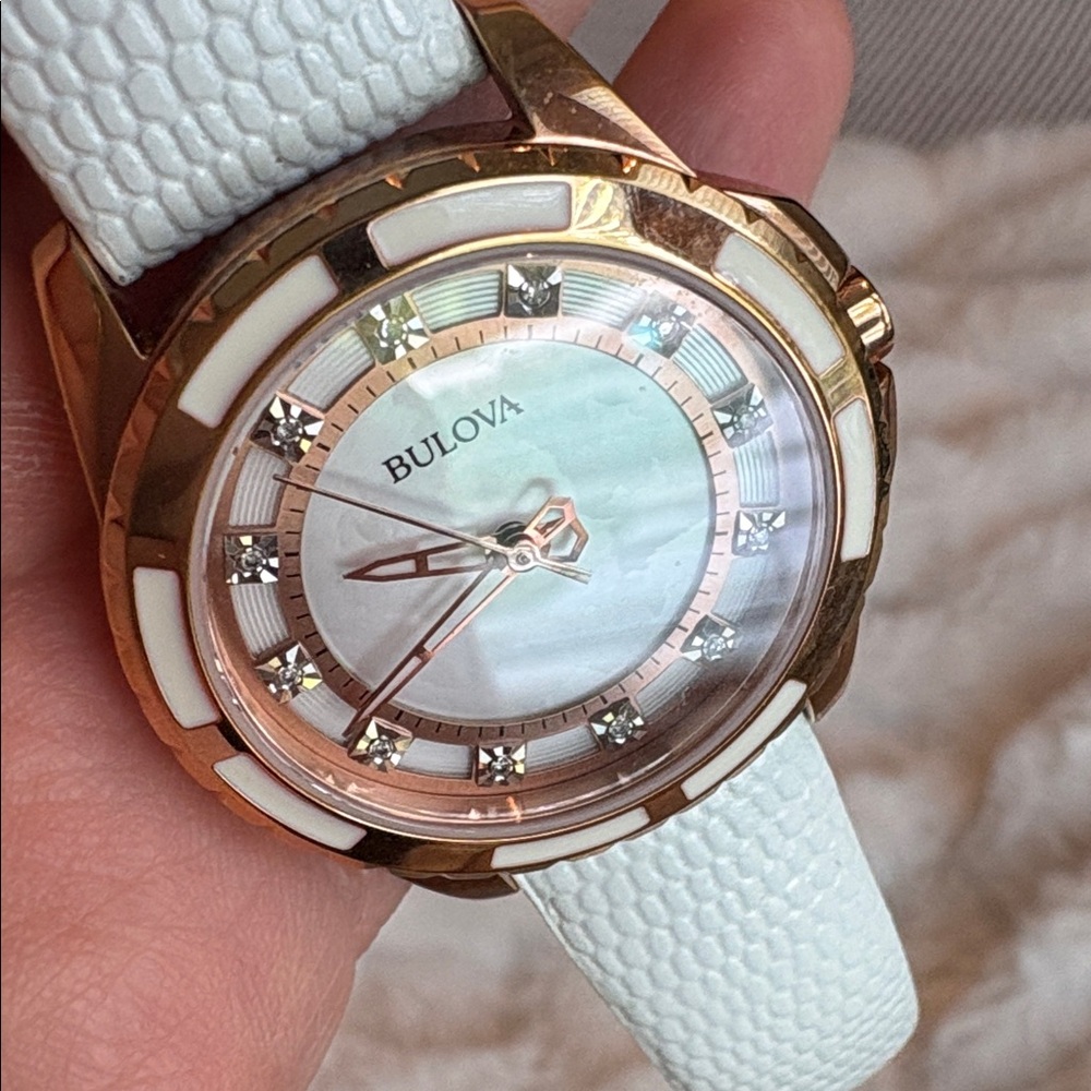Bulova Gold Rose Gold  White Watch leather band Timepiece Women’s